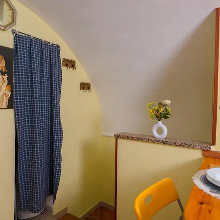 Casa Lusa Lägenhet Procida